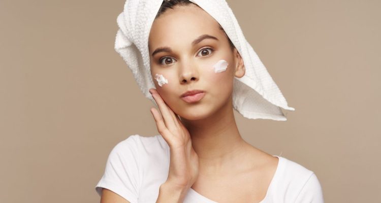 Importance of Sunscreen in Your Skincare Routine